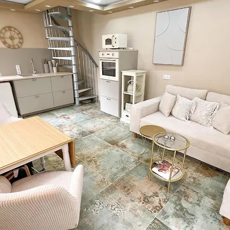 Mini In Leine אלפלד